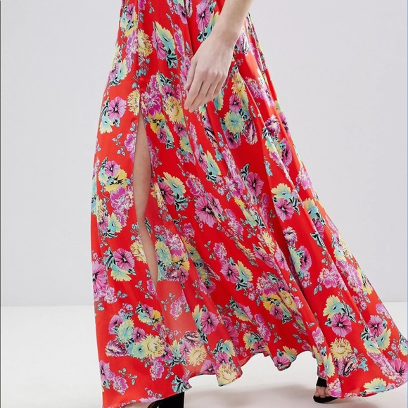 ASOS Petite Red Floral Satin FRONT Slit Maxi Skirt - Picture 6 of 11